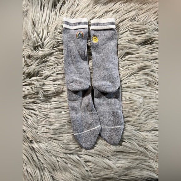 Like new lululemon woman’s socks - Picture 5 of 5